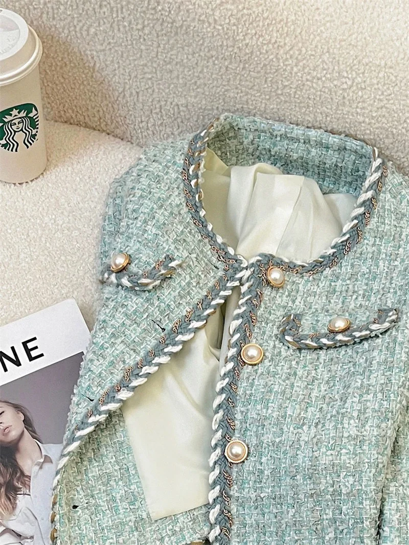 เสื้อโค้ทผ้าวูลสไตล์วินเทจสีแดงสำหรับผู้หญิงเสื้อแจ็คเก็ตขนสัตว์สไตล์ฝรั่งเศสแนววินเทจแบบหลวมและอเนกประสงค์สำหรับ2024ฤดูใบไม้ร่วง/ฤดูหนาว