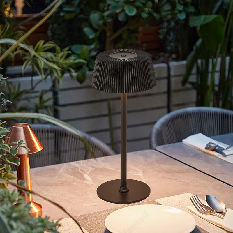 Lampu LED Baru Kreatif Bar Kafe Restoran Suasana Jamur Lampu Meja Kecil Dapat Diisi Ulang Lampu Depan Anggur