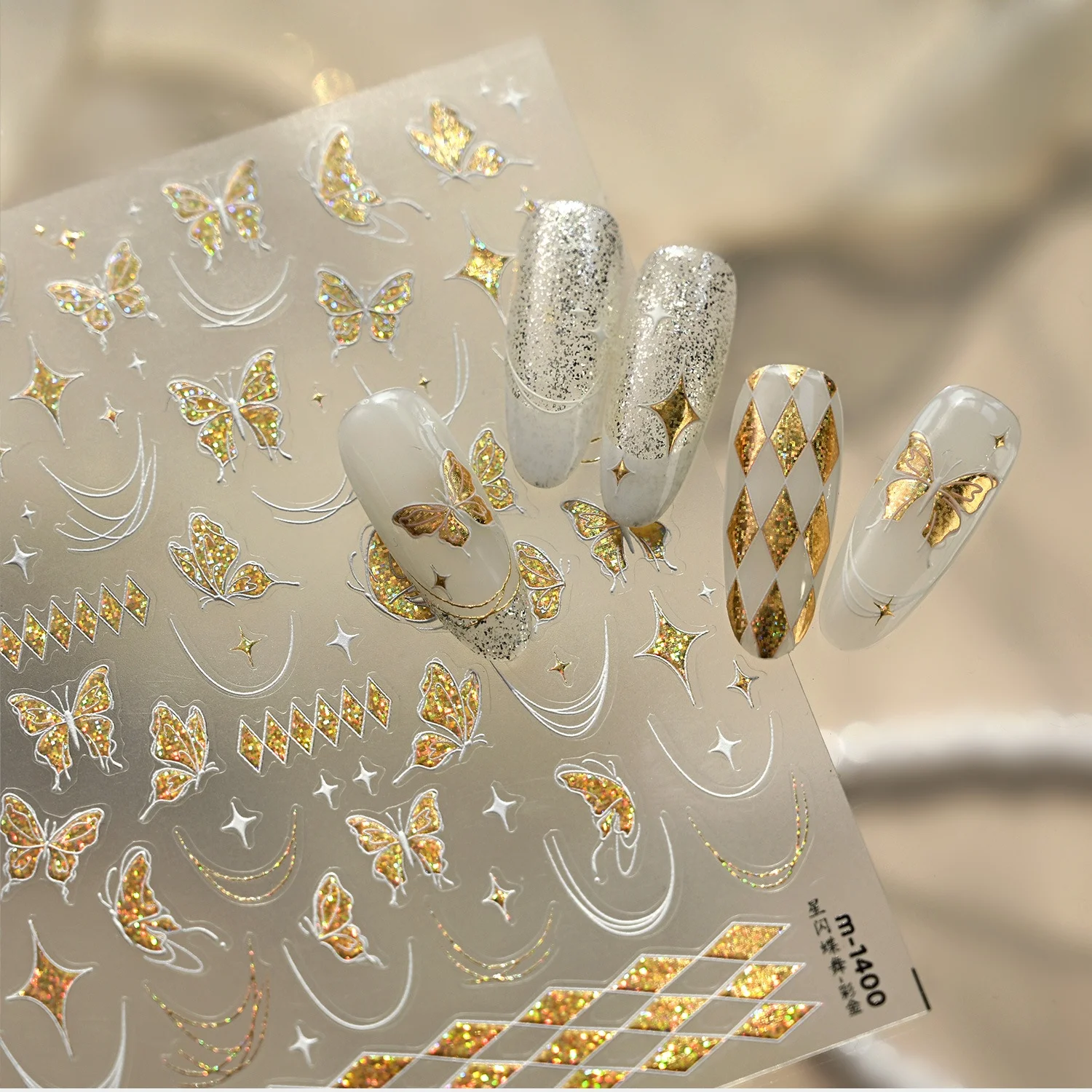 Goldfolie Schmetterling Stern Mond 5D Nagelkunst-Aufkleber Gold Glitzer Schmetterling Halbmond Stern Diamant Karo Selbstklebende Nagelsticker