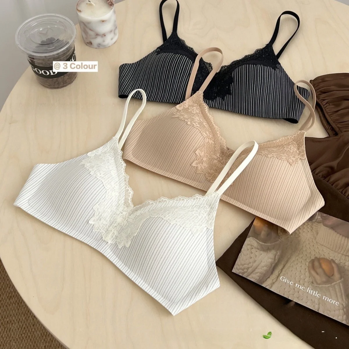 KUCLUT Style Comfortable Women's Underwear Gathered Seamless Breathable Triangle Cup Bra Lace Design Anti-Sagging Side Fatigu...