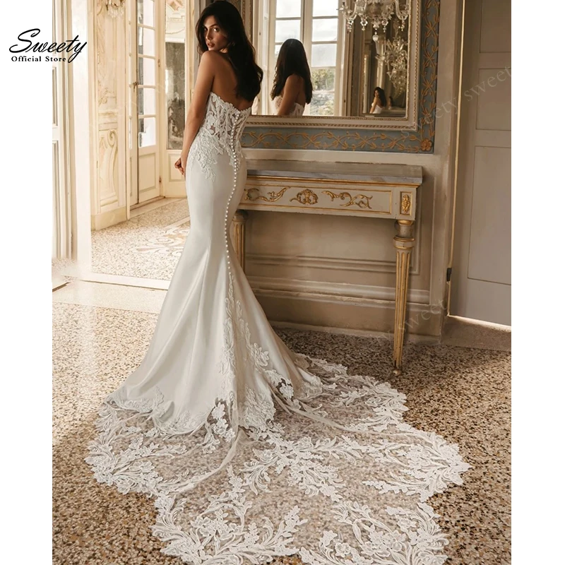 Curvy Wedding Dress Silky Organza With Embroidered Lace Mermaid Bride Dress Strapless Sleeveless Customized Ball Gown Button