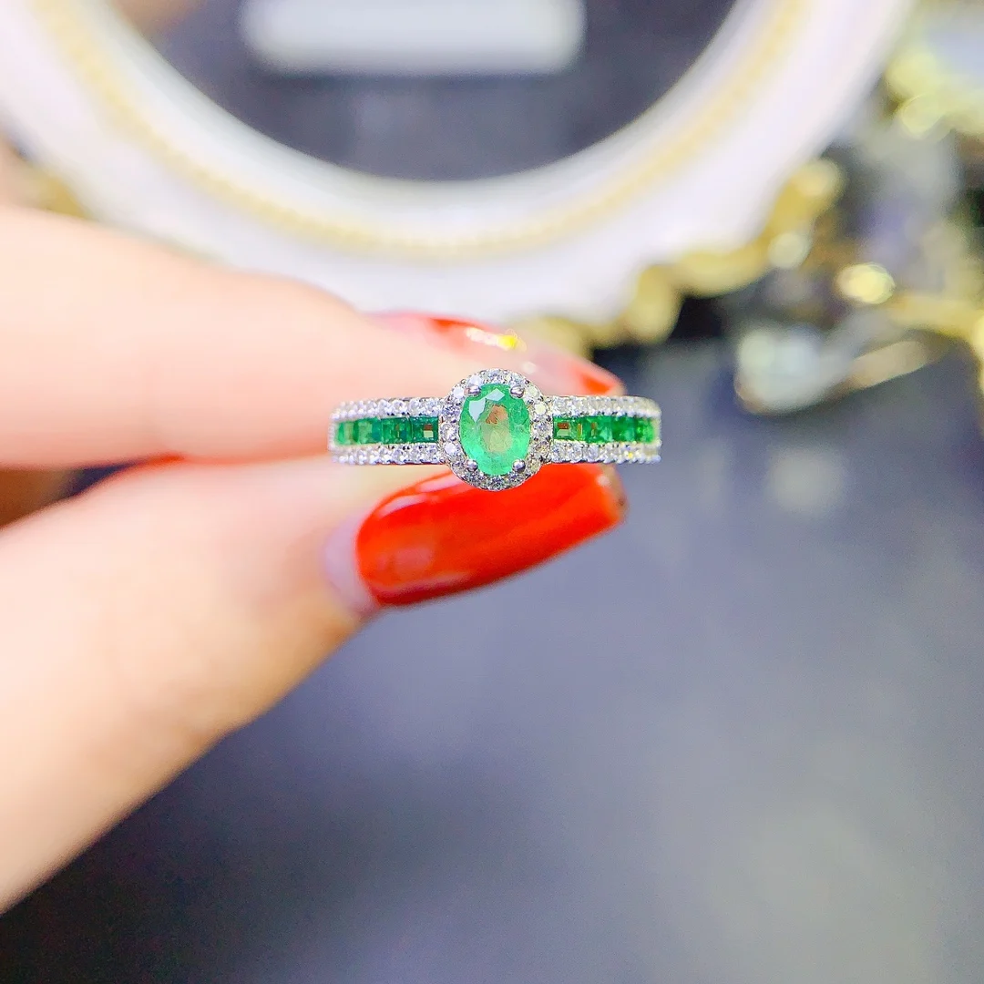 

2022 New Emerald ring unique style lovely fashionable color wedding jewelry engagement ring