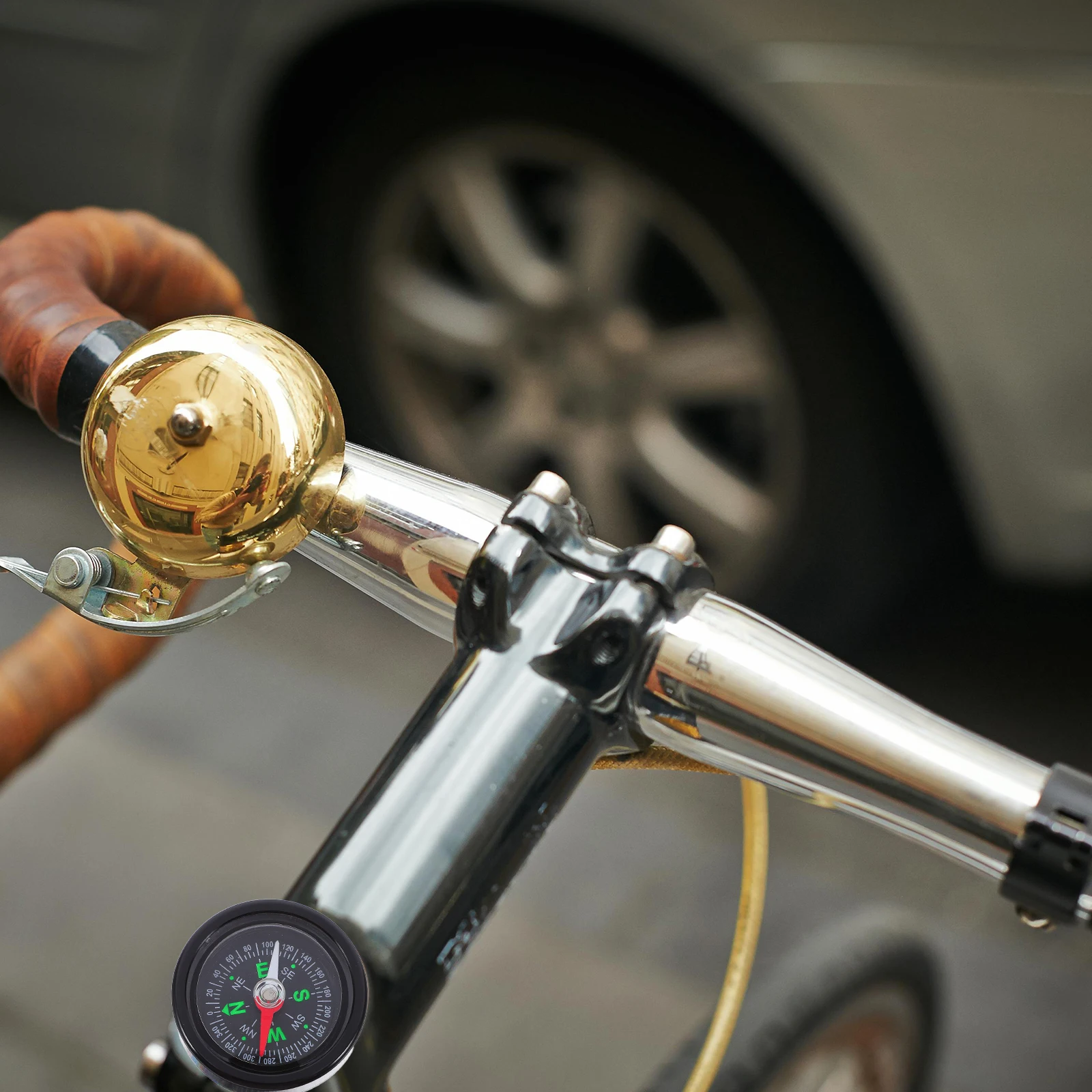 

1PC Bicycle Compass Cycling Navigation Mini Keychain Compass Stable Fixation Reusable Durable Mountain Bike Riding Equipment