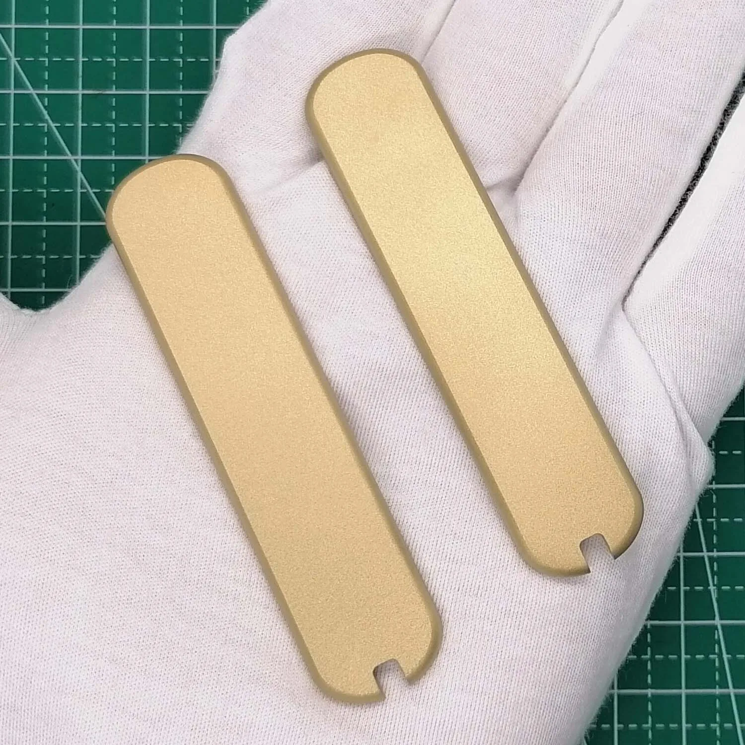 

1 Pair Custom Hand Made Brass Handle Scales with Tweezers Toothpick Slots for 74mm Victorinox Swiss Army Knife Mod