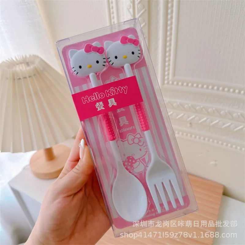 مرحبا كيتي مجموعة أدوات المائدة لطيف أنيمي الكرتون فتاة Kt عنبر المنزل المحمولة شوكة ملعقة نزهة اكسسوارات طالب هدية بالجملة