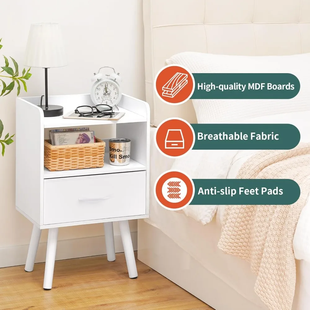 منضدة حديثة من منتصف القرن مع درج ورف مفتوح، وطاولة خشبية صغيرة بجانب السرير