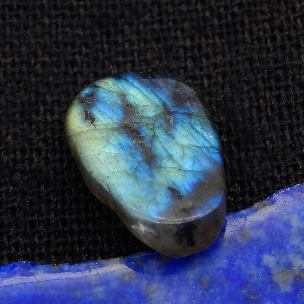 Natural Labradorite Hand Carved skull Bead,Semiprecious Fashion Jewelry DIY Necklace Accessories Gift