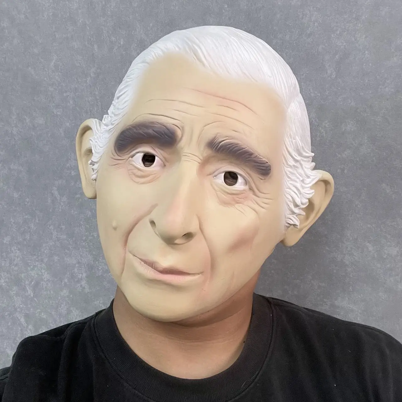 

Realistic King Charles III Mask Prince Charles Celebrity Head Cover Elderly Male Cosplay Mask for Party Carnival Costumes Props