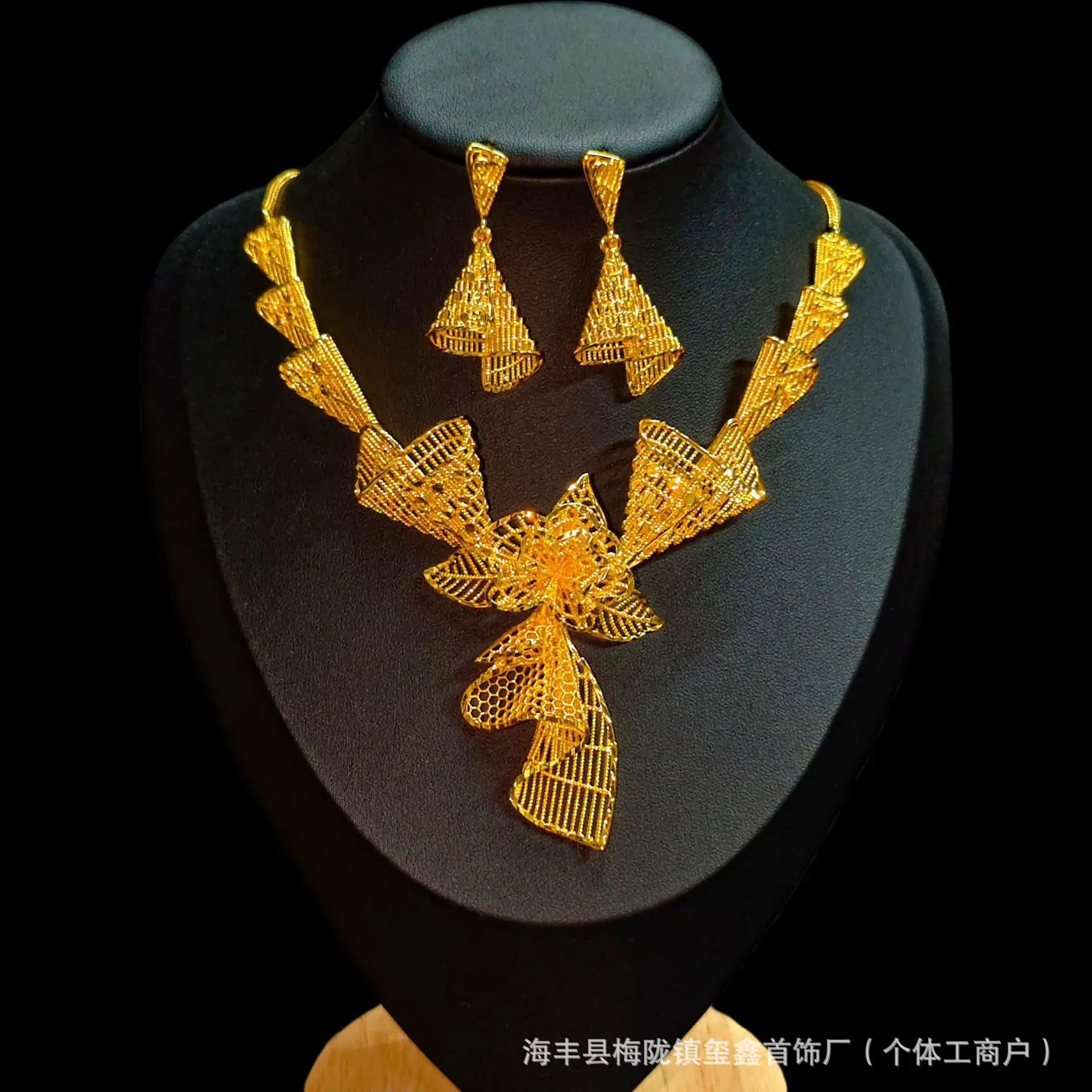 Luxury 24K 9999 Pure Gold real gold Dubai Middle East Flower Hollow Necklace Set Women Stud Earrings