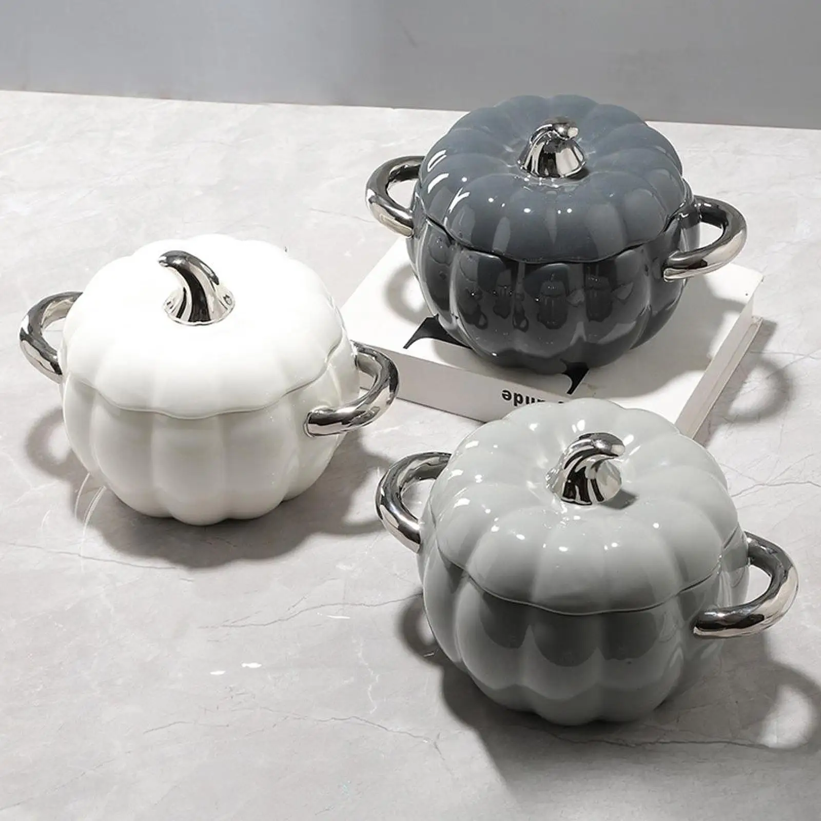 Ceramic Stew Pot with Lid and Double Handle Multi-functional Pumpkin Kitchen Pot Soup Bowl Soup Pot Kitchen Utensils