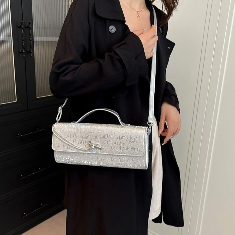 

Fashion Large Capacity Women's Handbag PU Metal Buckle Square Crossbody Bag Silver Adjustable Strap Messenger Bag Daily