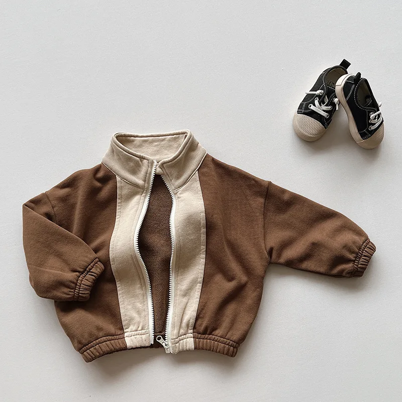 Koreanischer Kontrastmantel für Kinder, Herbst, neu für Jungen und Mädchen, japanische Strickjacke, Kapuzenjacke, trendige Kinderkleidung