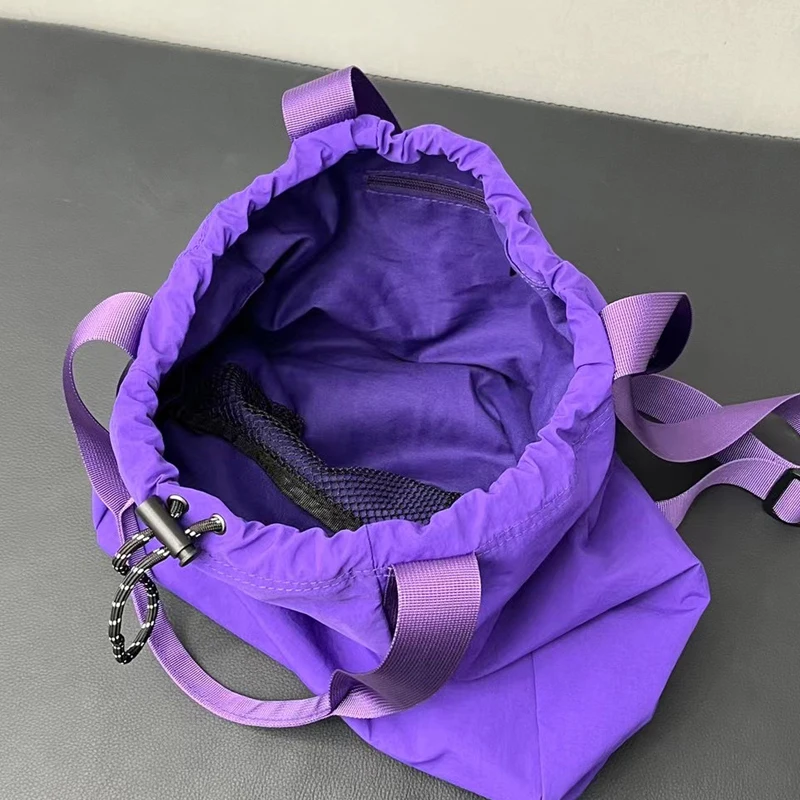 Sacos de pano de compras estilo formal para mulheres bolsas de designer de luxo e bolsas 2024 novo em poliéster grande capacidade mochila nas axilas bolsa de ombro alta qualidade Frete grátis Envio rápido chega