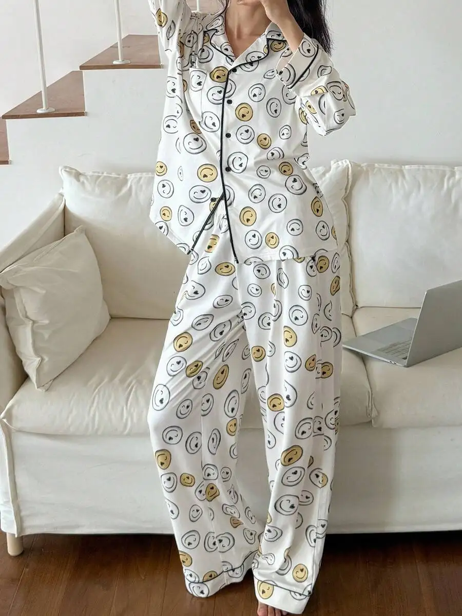 Loose Women Pajama Set With Smiley Face Print Sleepwear For Fall
