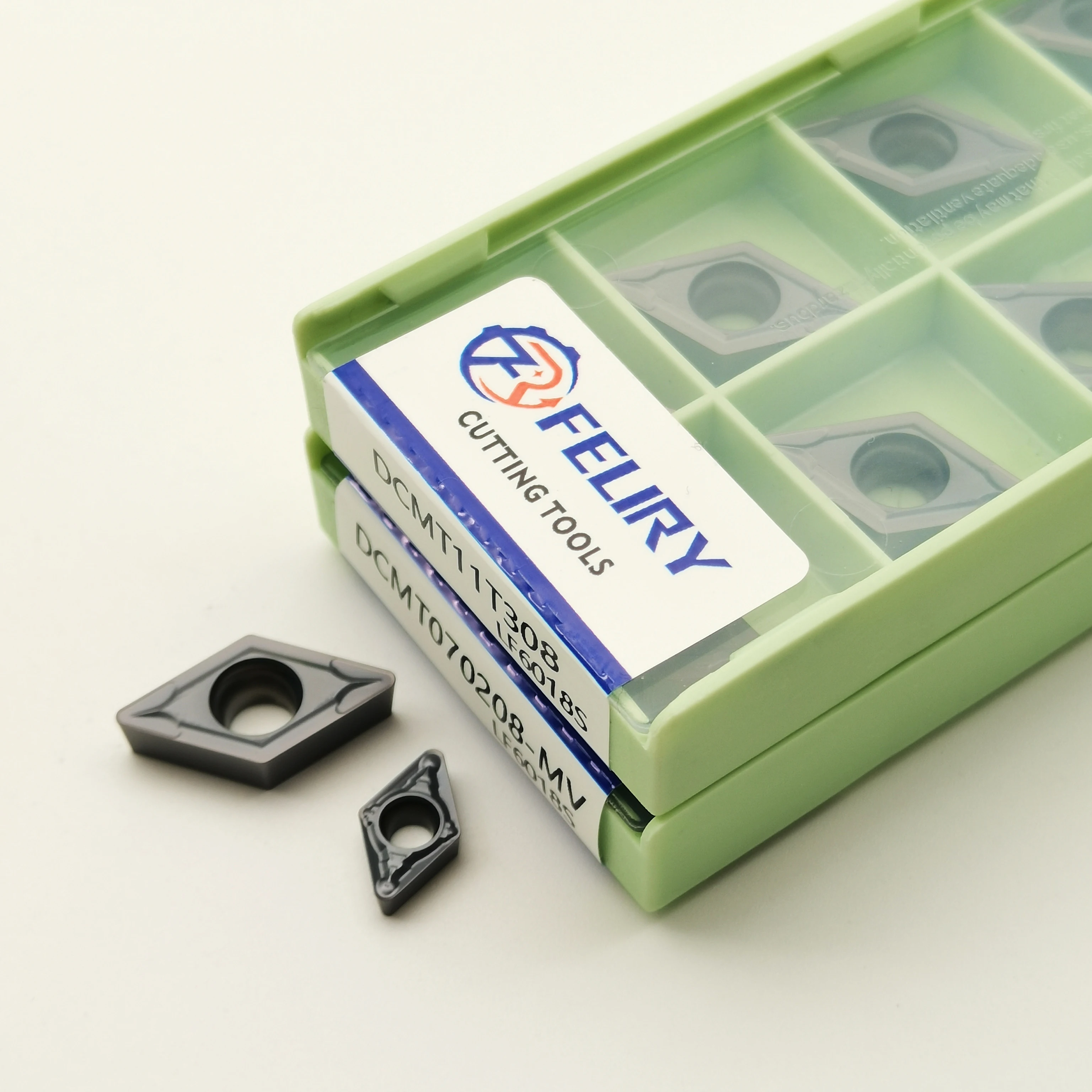 

DCMT070204 DCMT070208 DCMT11T304 DCMT11T308 высококачественные инструменты из цементированного карбида может обработать стальные детали и нержавеющую сталь DCMT