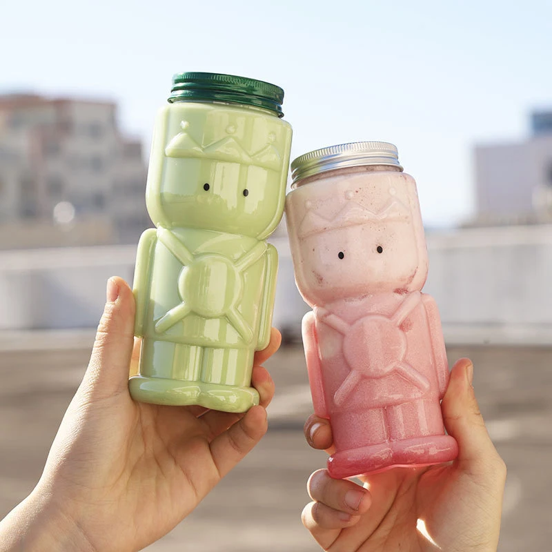 

500ML New Year Soldier Shaped Water Bottle Milk Tea Bottle Coffee Juice Bottle Portable Drinking Cup Milk Tea Shop Home Bottle