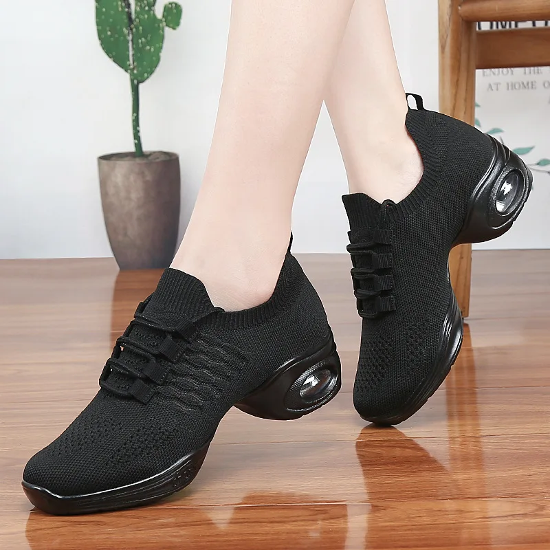 2023 New Soft Outsole Breathing Dance Shoes Women's Mesh Sports Dance Sneakers Jazz Hip Hop Shoes Women's Dance Shoes