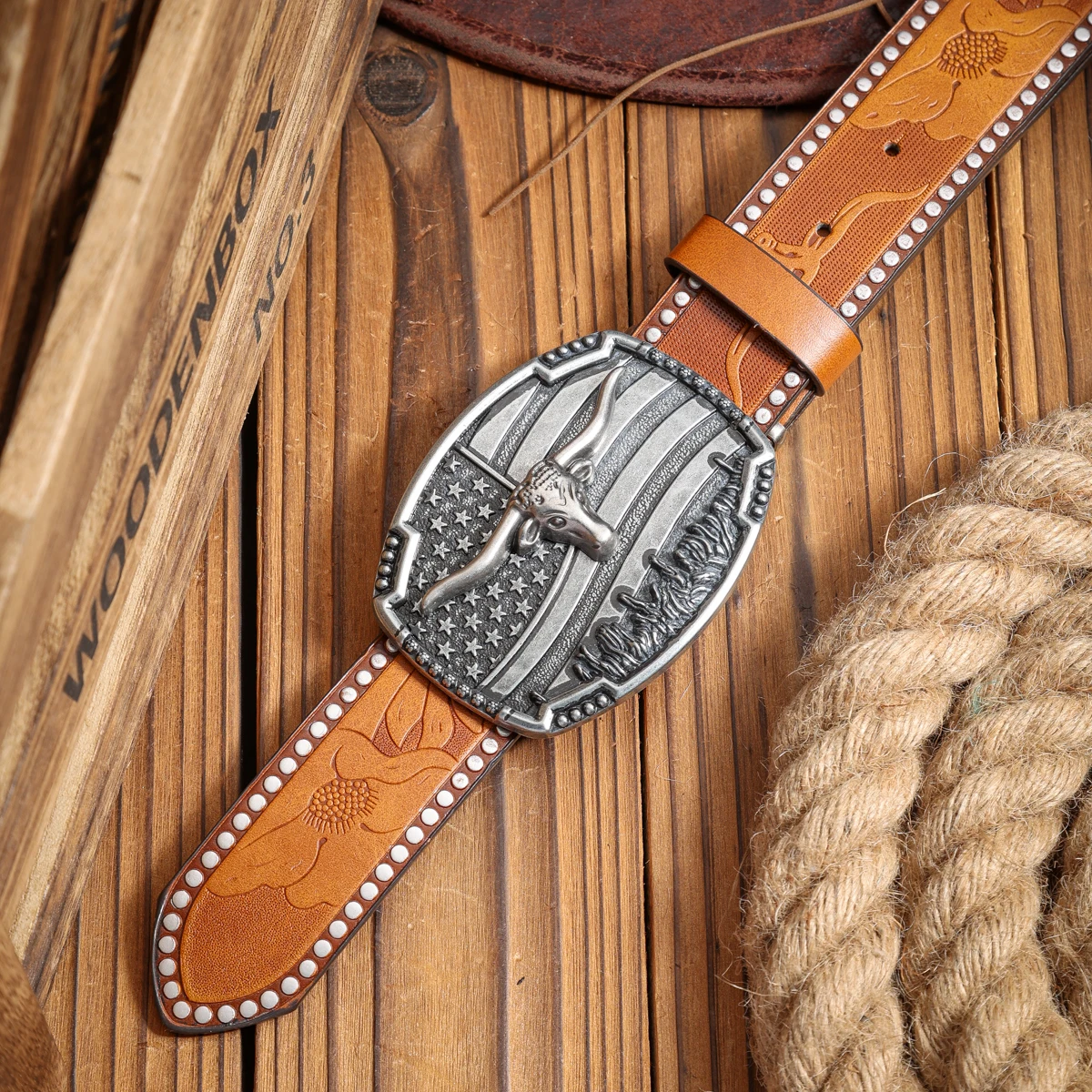 Ein PU-Gürtel für Damen und Herren, der den Stil von Western-Denim und Retro vereint, ist perfekt für alltägliche Freizeitausflüge. – Detail 12