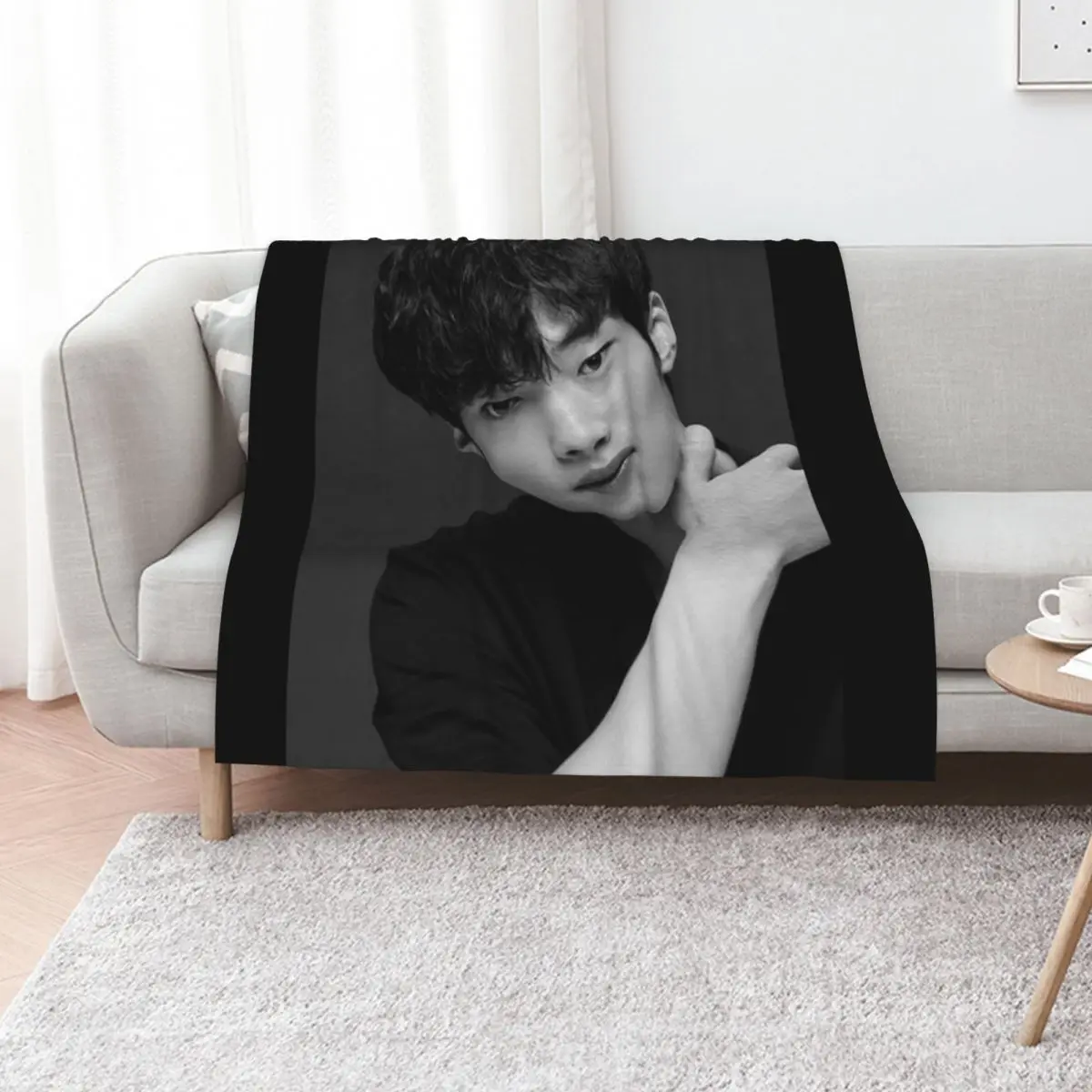 woo do hwan The king: Eternal monarch Throw Blanket Luxury Soft Big halloween manga Blankets