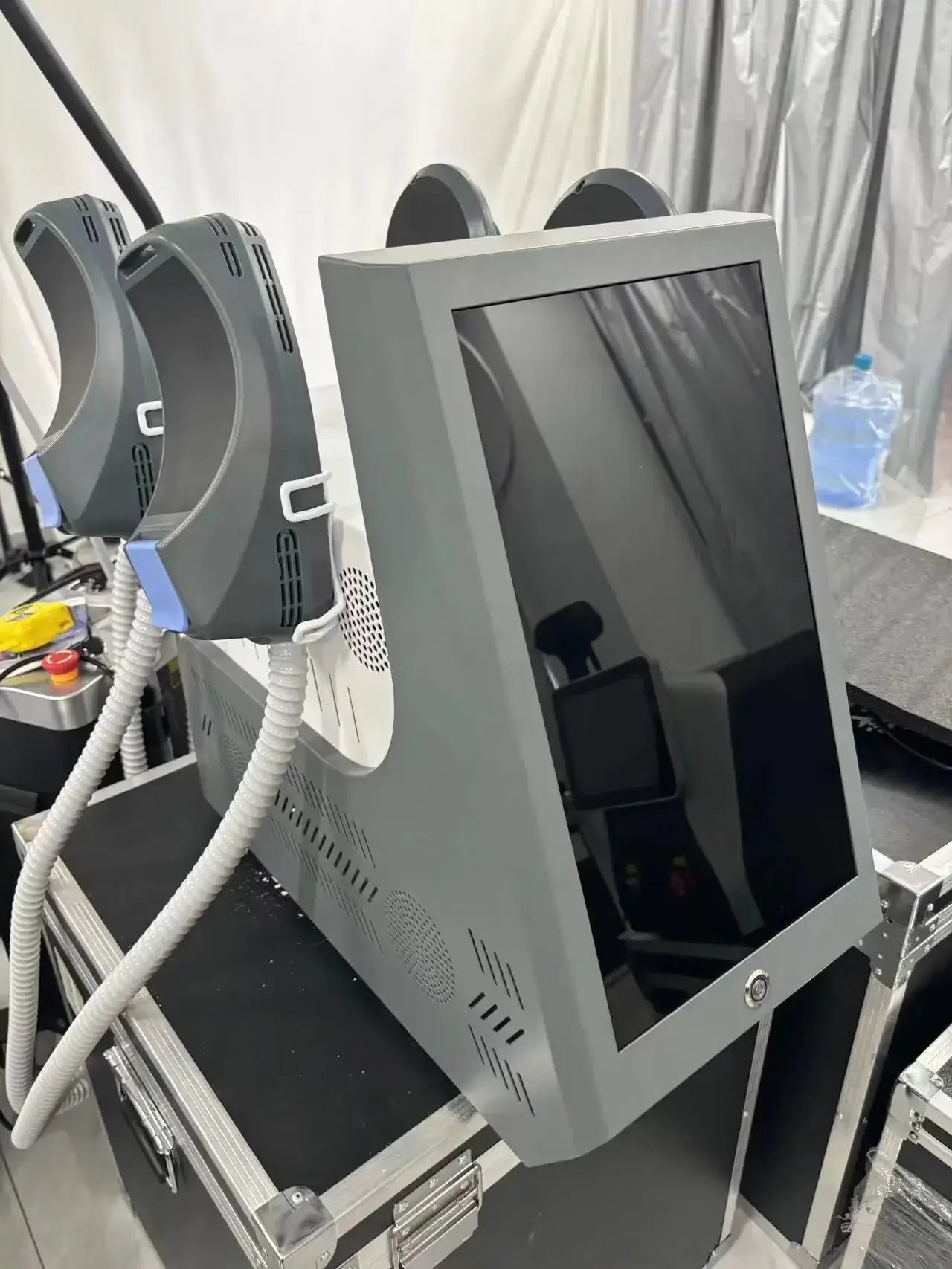 

Myoslim EMS Slimming Machine RF 6500W Professional Body Shaping 5-Handle EMS Electromagnetic Stimulation Slimming Machine