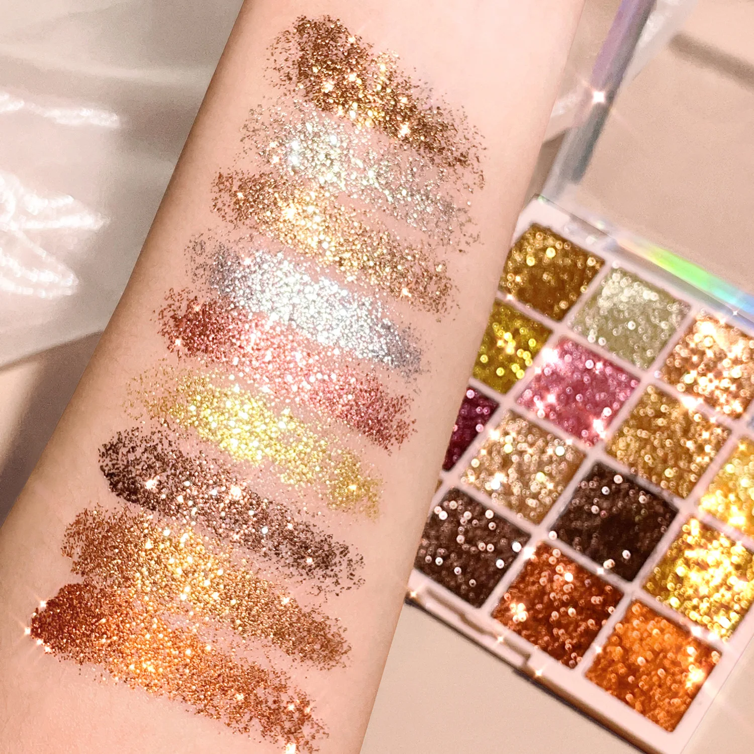 16color Eyeshadow Palette Shiny Golden Pearly Matte Glitter Eyeshadow Multicolor Matte Eye Shadow Long-lasting Eye Party Make Up