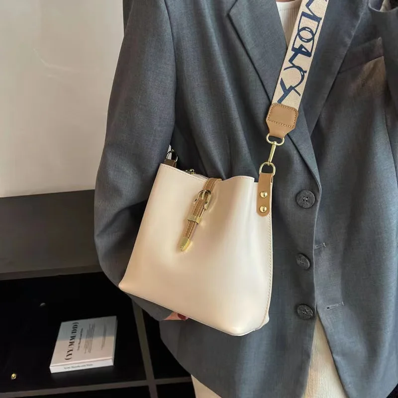 New Famous brand design bags for women luxury handbags bolso replica Fashion Retro Female Shoulder Bag designed PU bucket bag