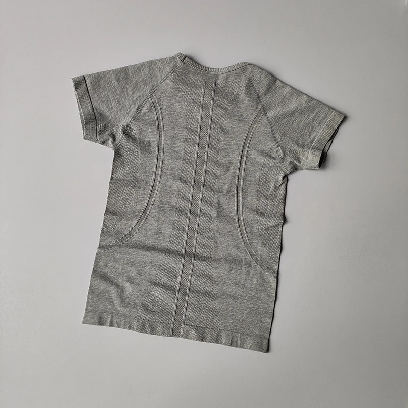 Sportliches Kurzarm-T-Shirt für Damen, Sommer-Laufshirt, schnelltrocknend, eng anliegend, schlankmachend, Yoga-Anzug, Pilates-Trainings-Fitness-Anzug – Detail 5