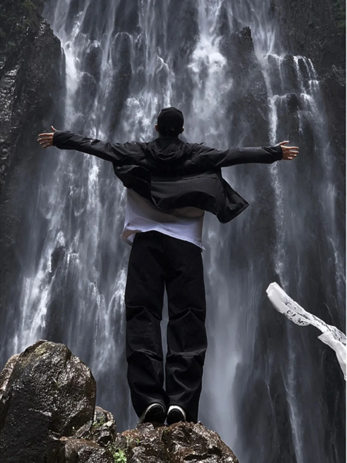 

Outdoor Climbing Pants Men's Lightweight Ice Silk Qui Dry Paratrooper Workwear Trousers American Sle Functional Cargo Pants