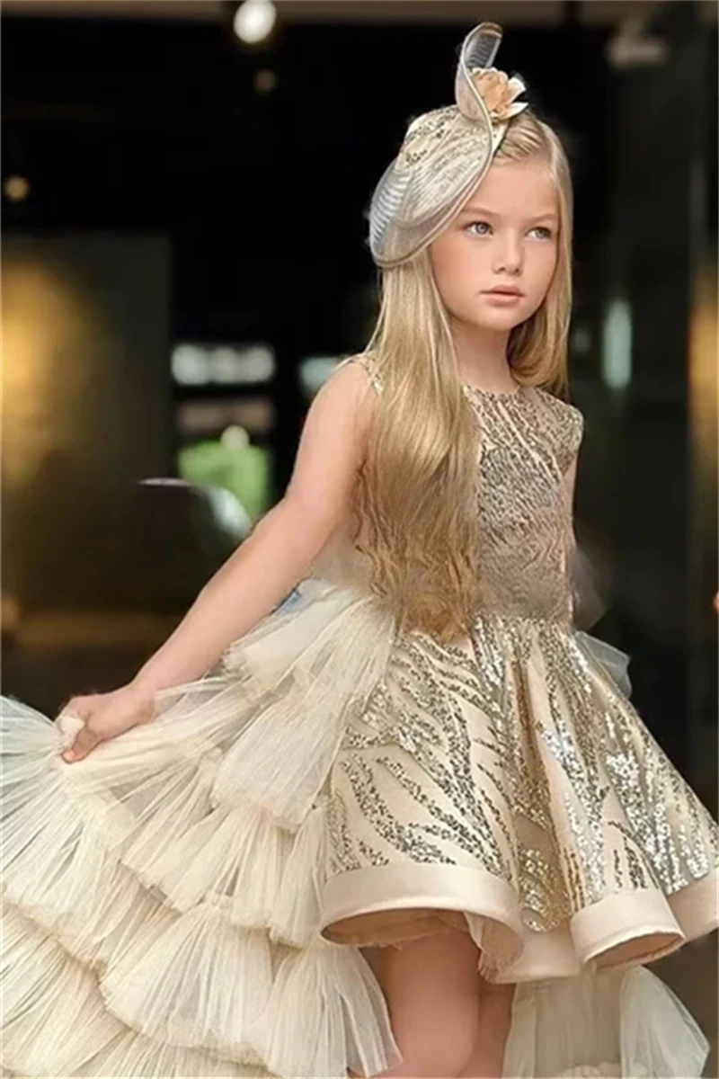 

Customized Gold Flower Girl Dress For Wedding Glitter Bowknot Appliques Sleeveless Elegant Kids Birthday First Communion Gown