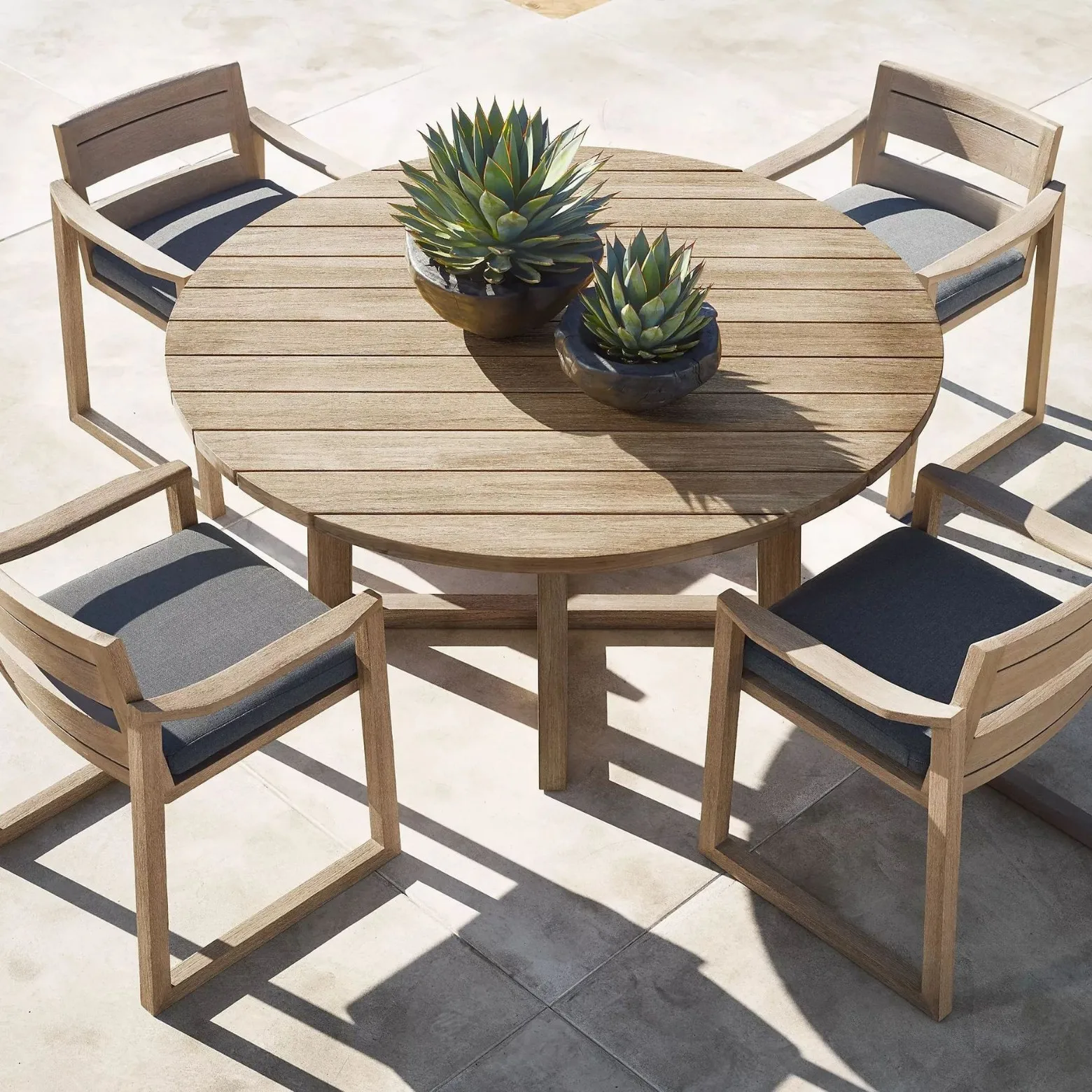 

Customizable outdoor large terrace patio tables and chairs
