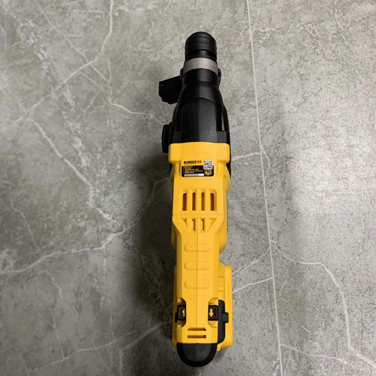 DEWALT DCH133 20V Brushless Electric Hammer Rechargeable Lithium  Concrete Rotary Hammer Includes 4.0AH lithium battery