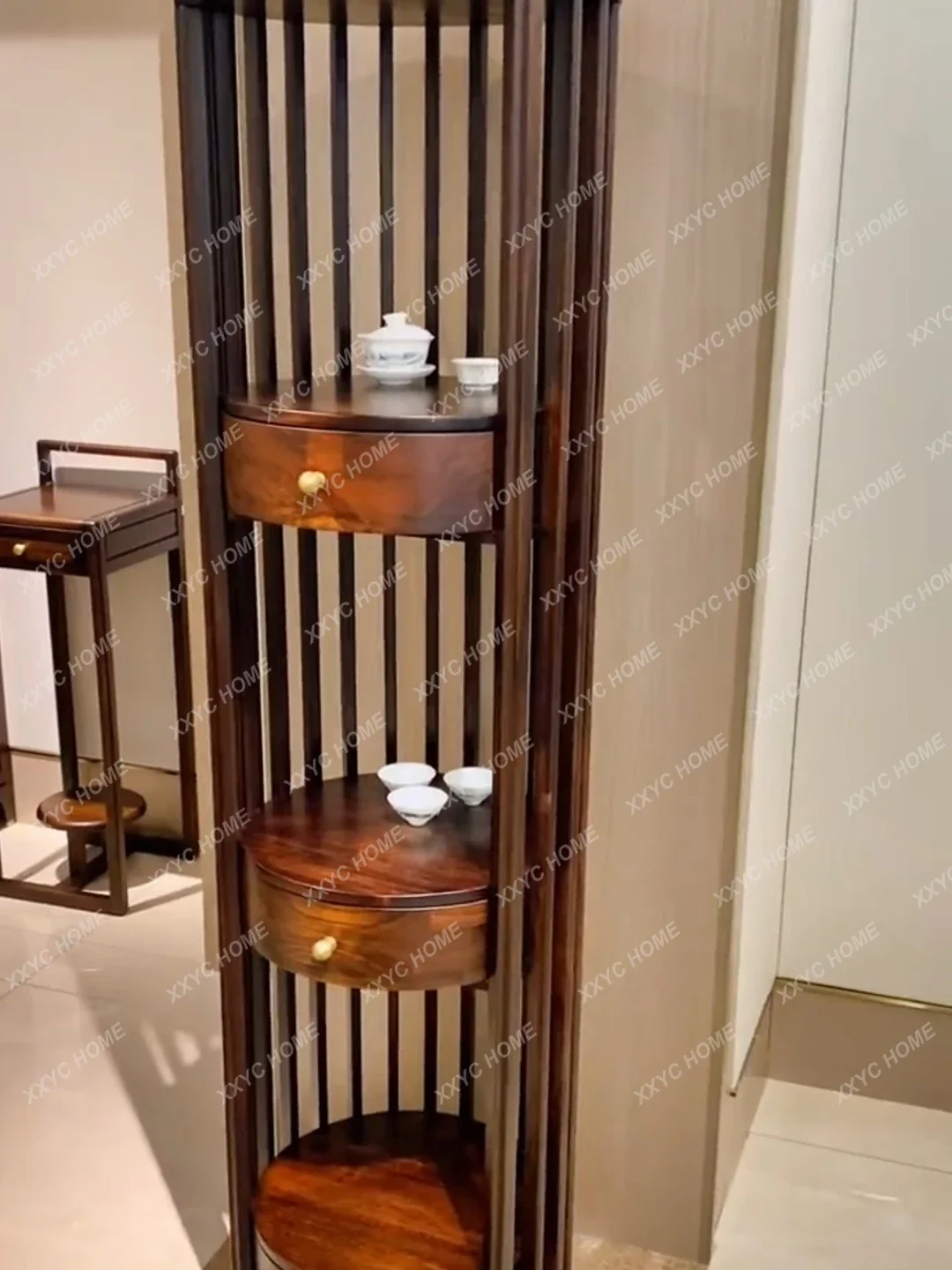 

Новый круглый угловой шкаф из массива дерева в китайском стиле, чайный шкаф, угловая полка для гостиной, современная мебель в стиле дзен.