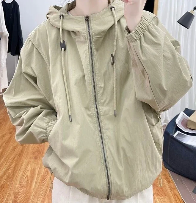 

2025 Solid Color Short Hooded Jacket for Spring and Autumn New Fashion Loose Casual Jacket Top
