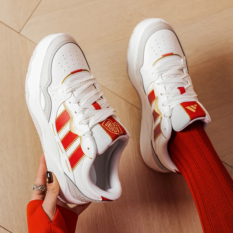 Adidas Men's and Women's Shoes, New Year's Sports Shoes, Fashionable Low-Top Sneakers, Casual Shoes Kh9021