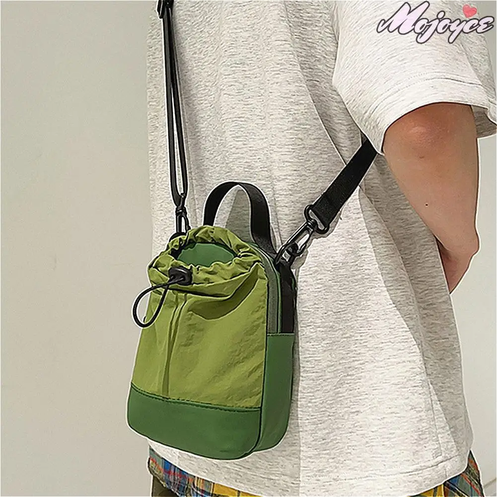 

Hip-Hop Unisex Drawstring Satchel For Men PU Nylon Splicing Messenger Bags Lightweight Sports Man Bags Phone Pouch Shoulder Bags