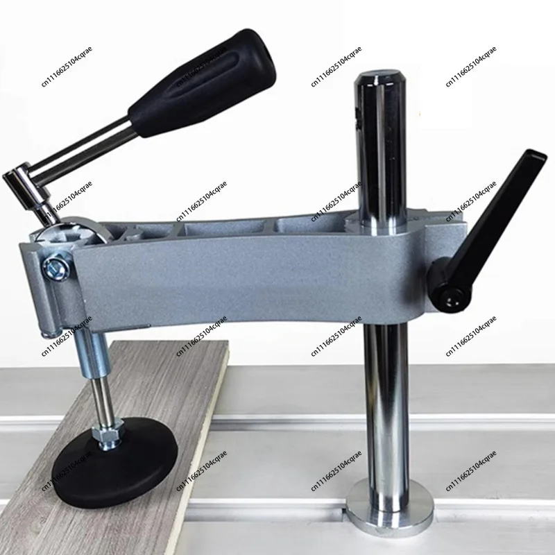 adjustable-horizontal-hinge-clamp-eccentric-press-manual-clamp-precision-sliding-table-panel-saw-precision-table-saw-press