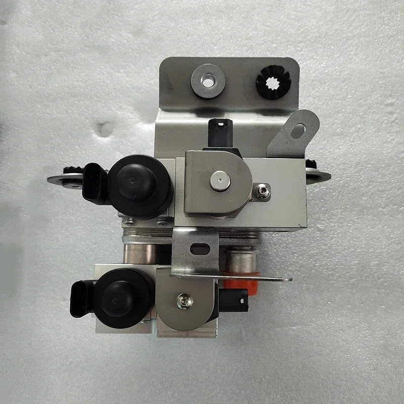 FOR SAIC ROEWE TMS  Control Air Conditioning Valve Terminal Integrated Thermal Management System Heat Pump Control System