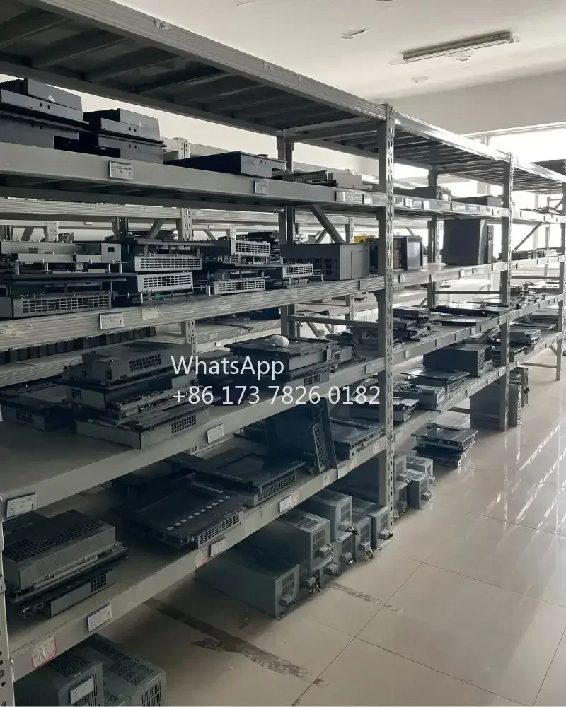 Gebruikte FRN0018F2S-4C 5,5 kw converter