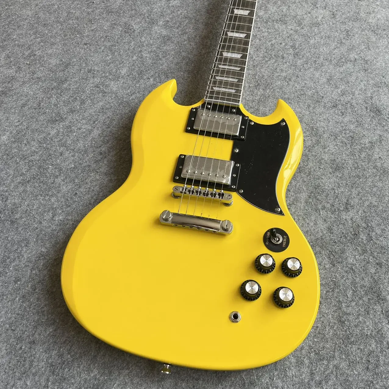 

(US send UPS)China electric guitar SG black colour Factory direct sales can be customizedCCA