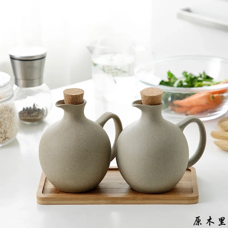 2pcs/set Japanese Style Ceramics Spice Jar Oil Can Wooden Stopper Soy Sauce/vinegar Bottle Flagon Family Kitchen Supplies 500ml