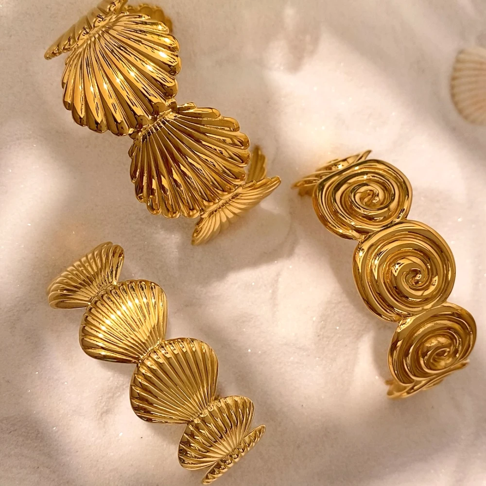 

Exaggerated Stainless Steel Large Sea Chunky Cuff Bracelet Wide Ocean Shell Carb Open Bangle for Women Gold Plated Jewelry