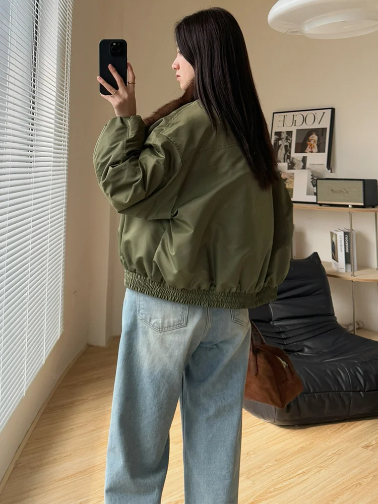 معاطف شتوية نسائية جديدة لعام 2025 بياقة كبيرة من فراء الثعلب الطبيعي سترة أوزة للأسفل معاطف نسائية فاخرة سترات منتفخة