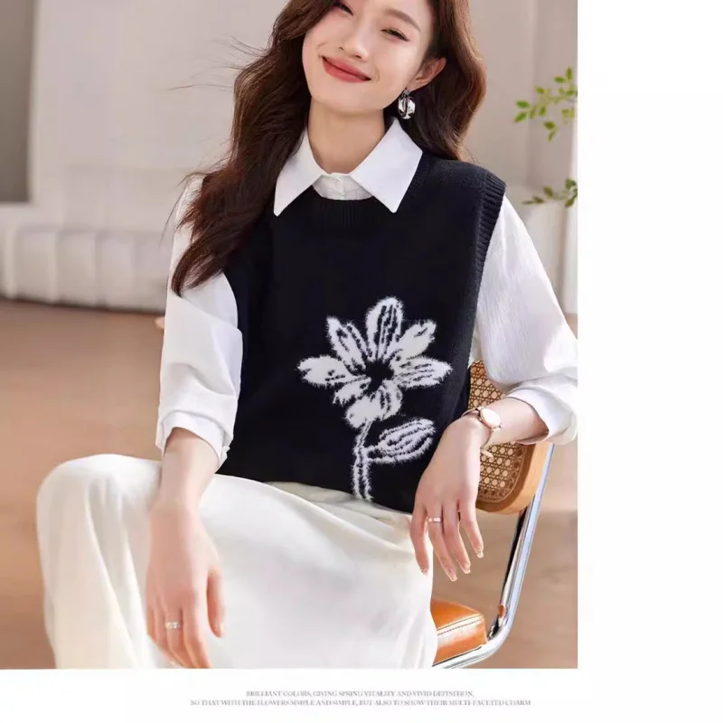 Spring and Autumn New Women's Wool Knit Vest Embroidered Flower Vest round Neck Base Temperament Commute All-Matching