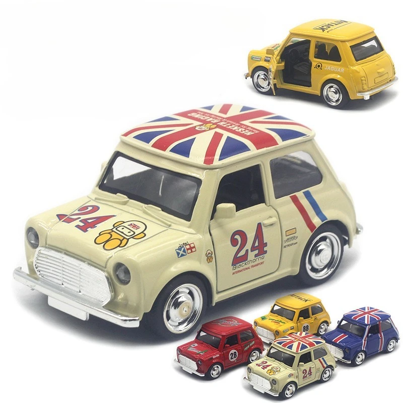 

1: 36 Alloy mini Q-version model painted with pull back door opening alloy car model cake decoration