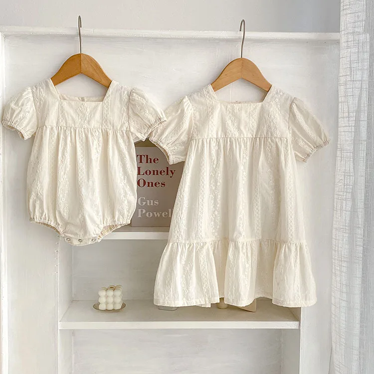 

Infant Baby Girls Beige Dress Rompers Sisters Clothes Kids Girls Embroider Flower Princess Spanish Dress Family Clothes Rompers