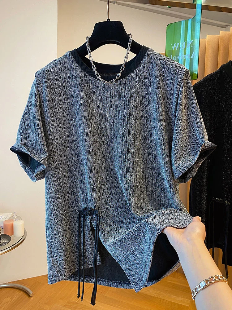 

Женская футболка больших размеров с блестками, с коротким рукавом, свободного кроя, повседневная, летняя, в корейском стиле, подходит для фигуры типа «груша», прямого кроя.