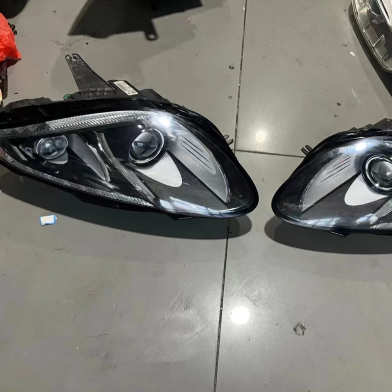 

Подходит для Jaguar XK, XJ, XEL, XE, XF, XFL, F-PACE, F-TYPE. Оригинальные фары, полученные с разобранных автомобилей.