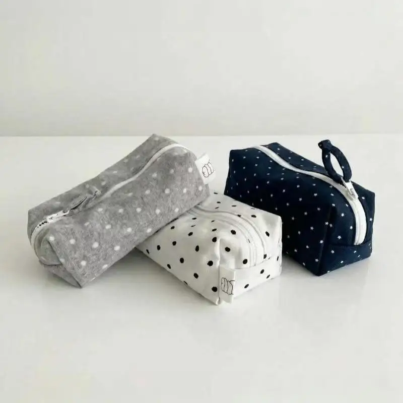 Tragbare Stoff-Stiftetasche für Schüler, Stiftetui mit Punktmuster, großes Fassungsvermögen, modischer Organizer für Schreibwaren, Kosmetiktasche. – Detail 4
