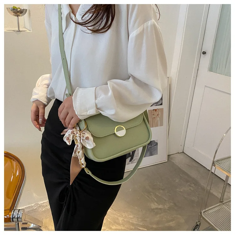 

Silk scarf bow underarm bag women fashion chain square y2k multifunctional shoulder crossbody bag