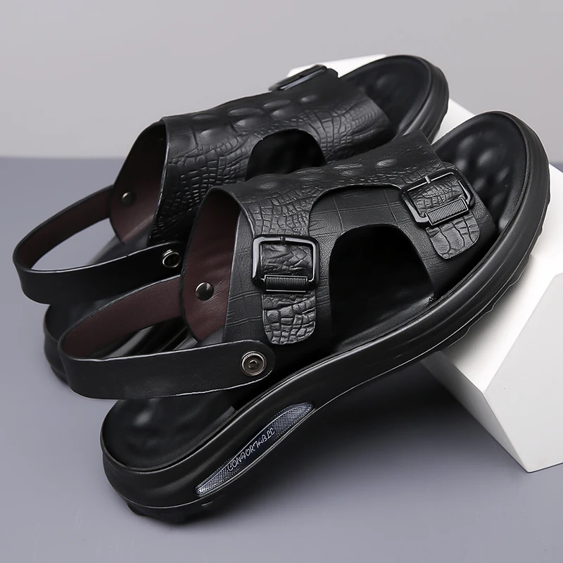 

New Soft Bottom Waterproof Anti-slip Driving Beach Shoes Men's Summer Two-use Casual Sandals Outerwear Slip-On Slippers tênis